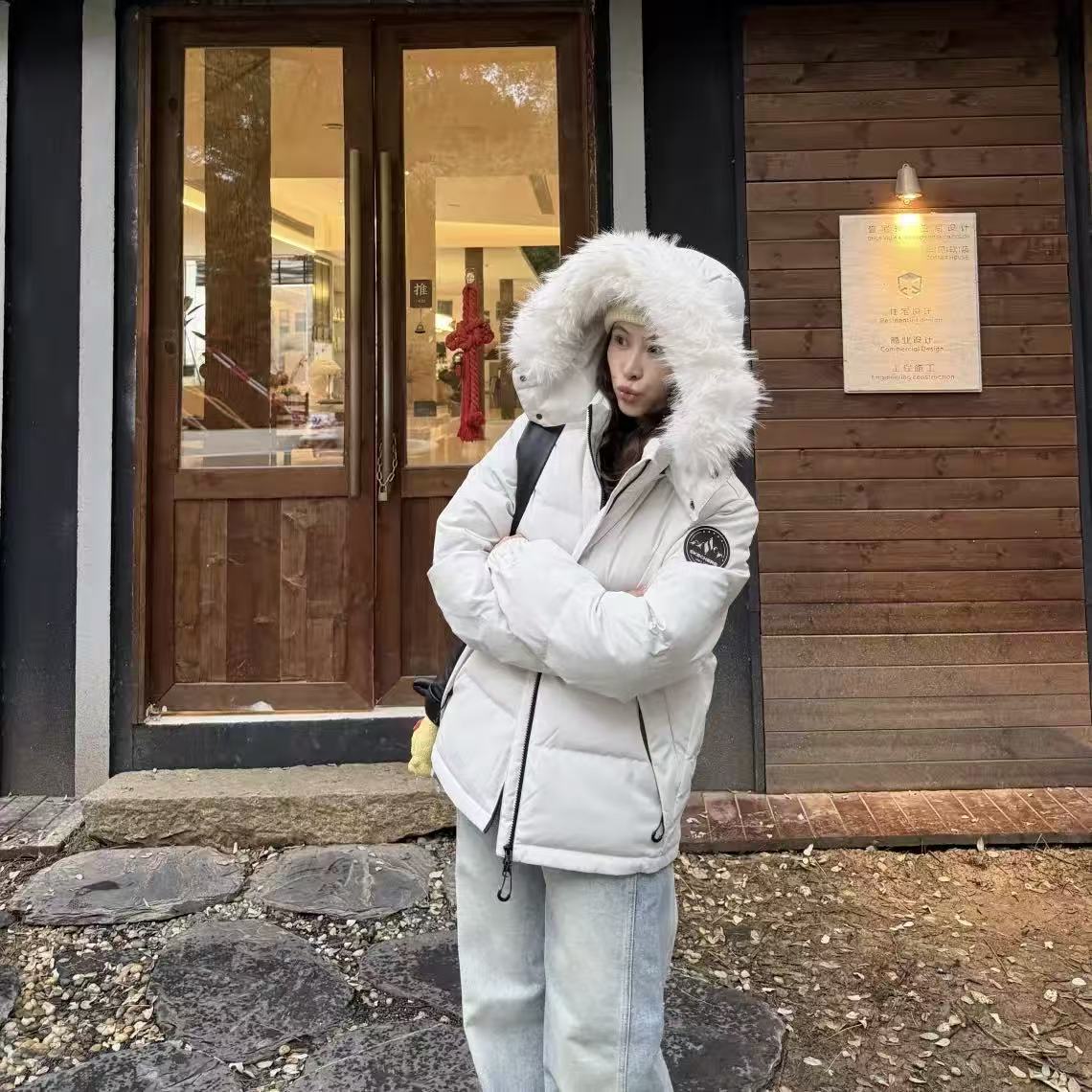 Пуховик Skechers