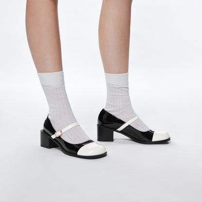 Charlz va Keyt ayollar poyabzali