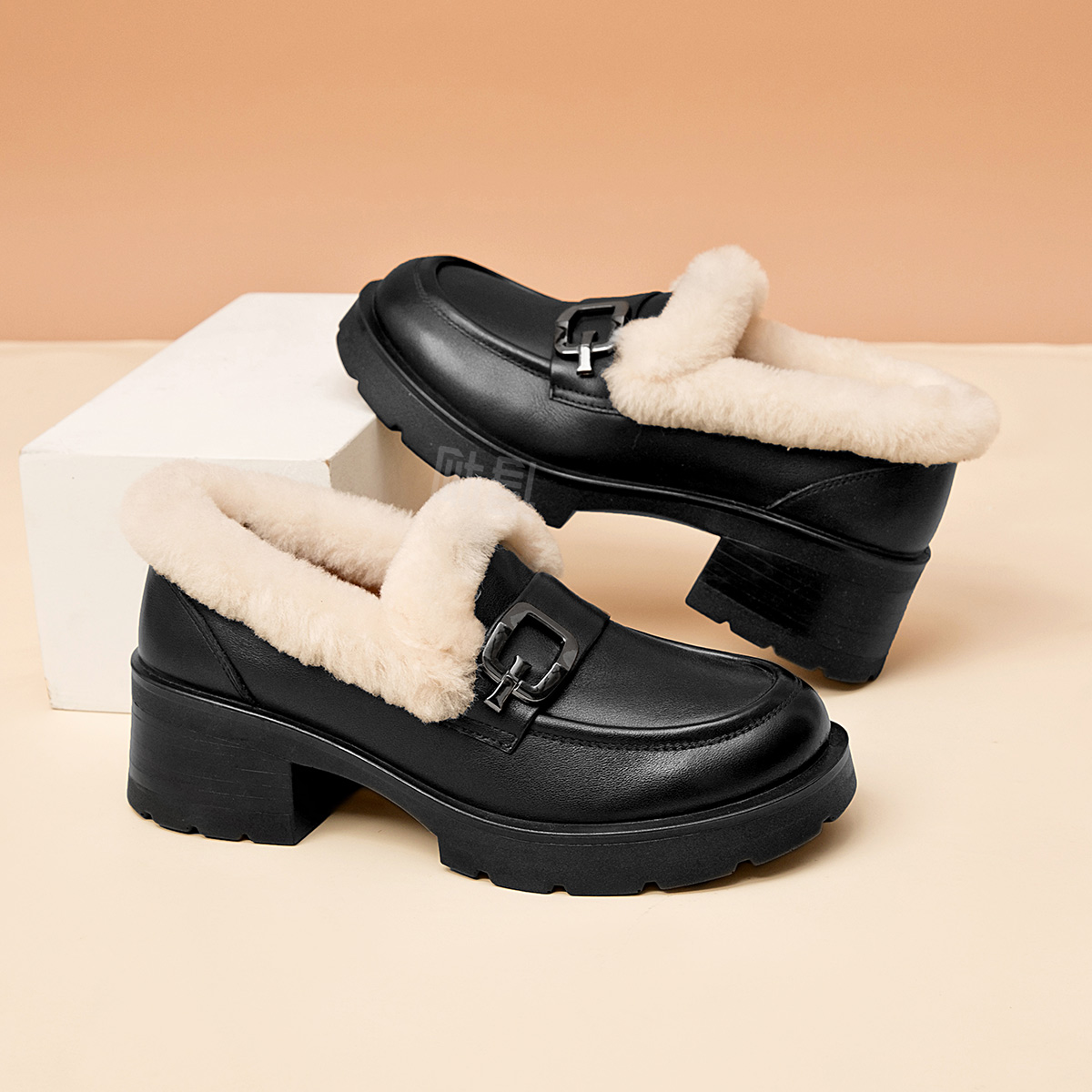 Туфли женские AOKANG