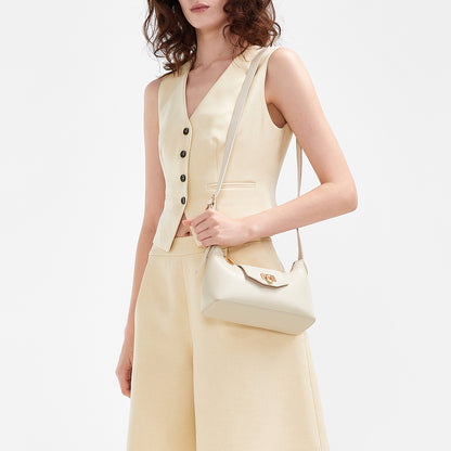 Сумка женская Charles & Keith "Simple Flap Baguette"