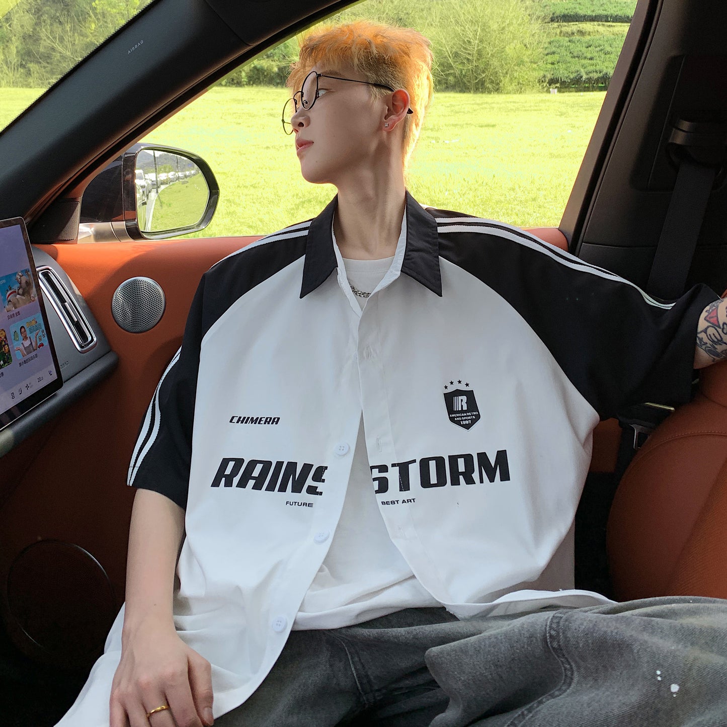 Paddy Julia Amerika ko'cha yo'l-yo'l harflari lapel kiritilgan yelka bo'sh tasodifiy sayohat qisqa yengli ko'ylak erkaklar va ayollar bir xil