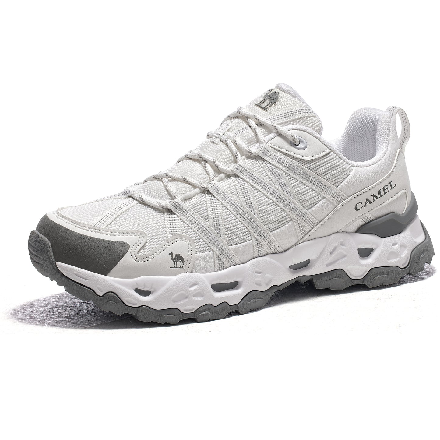 Ayollar uchun tuya krossovkalari