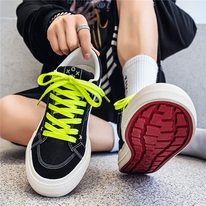 AAA 1955-yildan beri krossovkalar