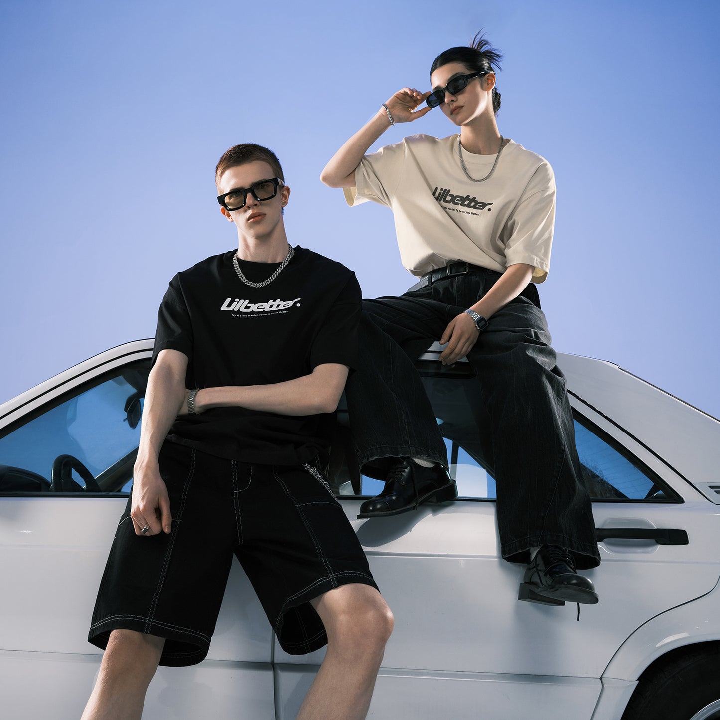 Lilbetter harfi logotipi bosma paxta amerikalik kundalik toza kiyimli dumaloq bo'yinli yarim yengli bo'shashgan juftlik qisqa yengli futbolka modelli erkaklar va ayollar