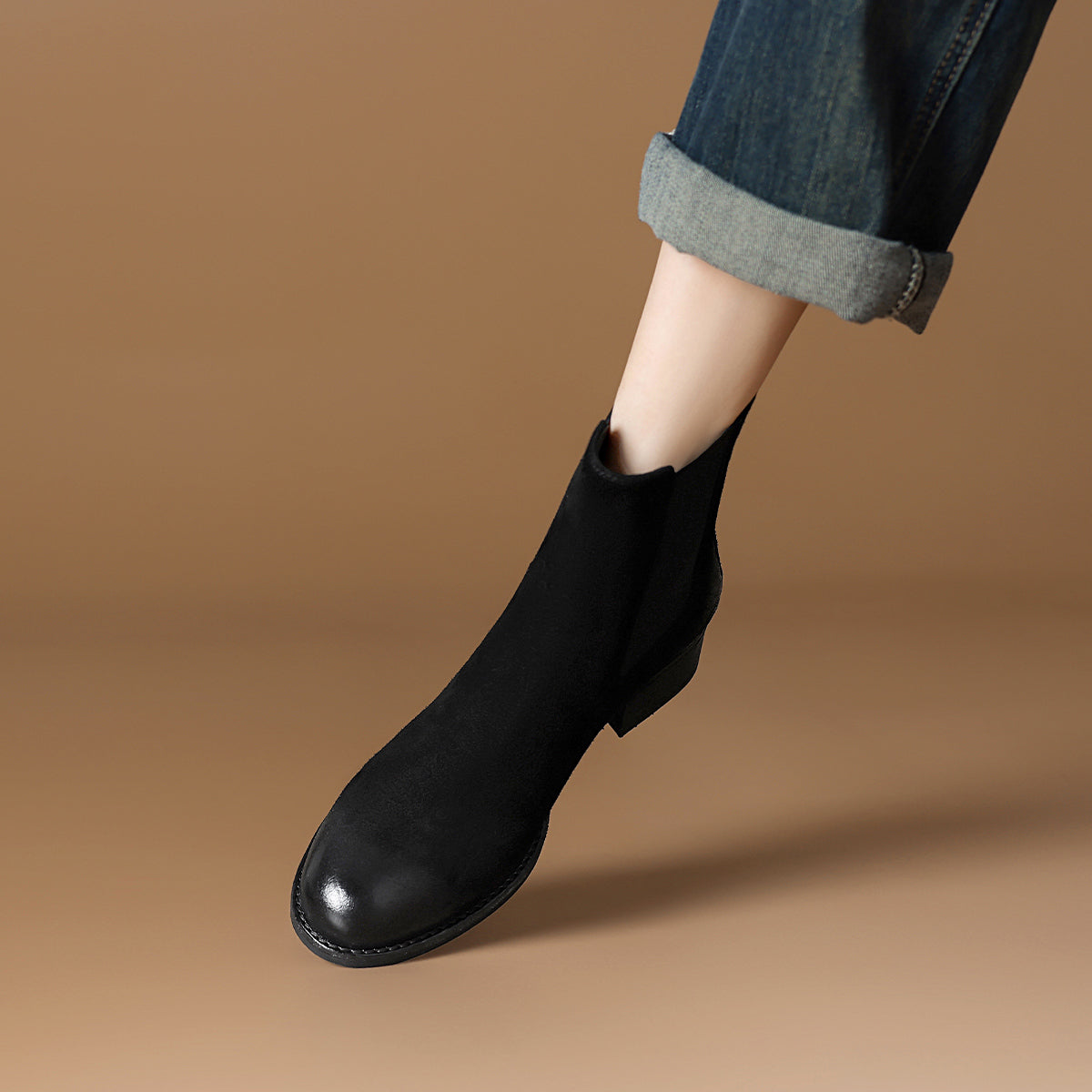 Ayollar uchun Rosa Bianca Chelsi botinkalari