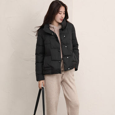 Ayollar uchun Kaiser pastki kurtkasi