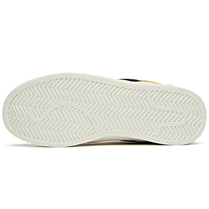 AAA 1955-yildan beri krossovkalar