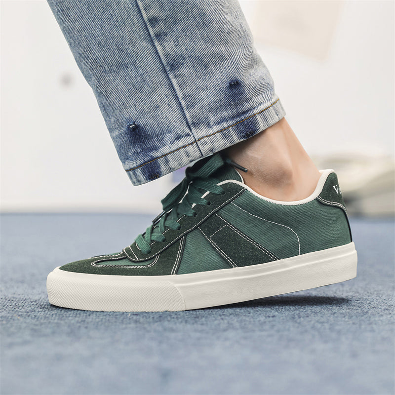 Vanssi kiygan krossovkalar