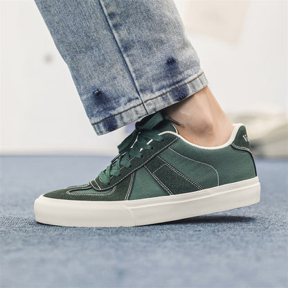 Vanssi kiygan krossovkalar