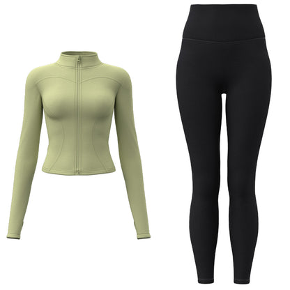 FARO ayollar sport kostyumi