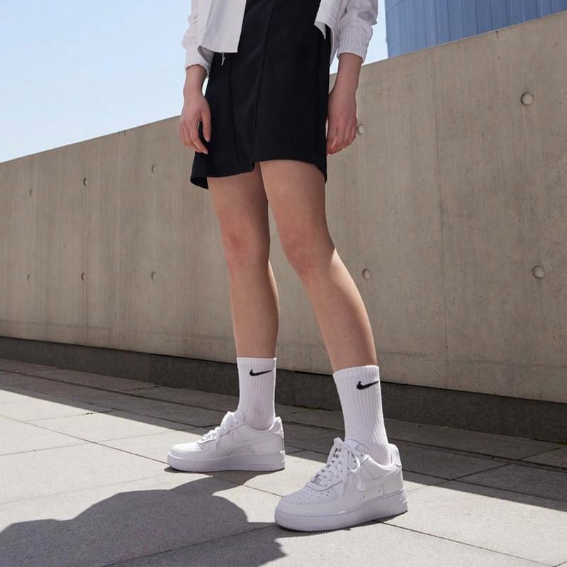Nike Air Force 1 "Triple White" krossovkalari
