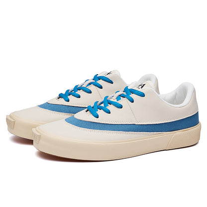 Erkaklar AAA 1955-yildan beri krossovkalar