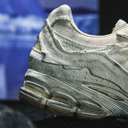 Кроссовки New Balance NB 2002R "Refined Future"