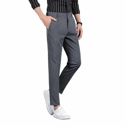 Erkaklar Playboy shimlari