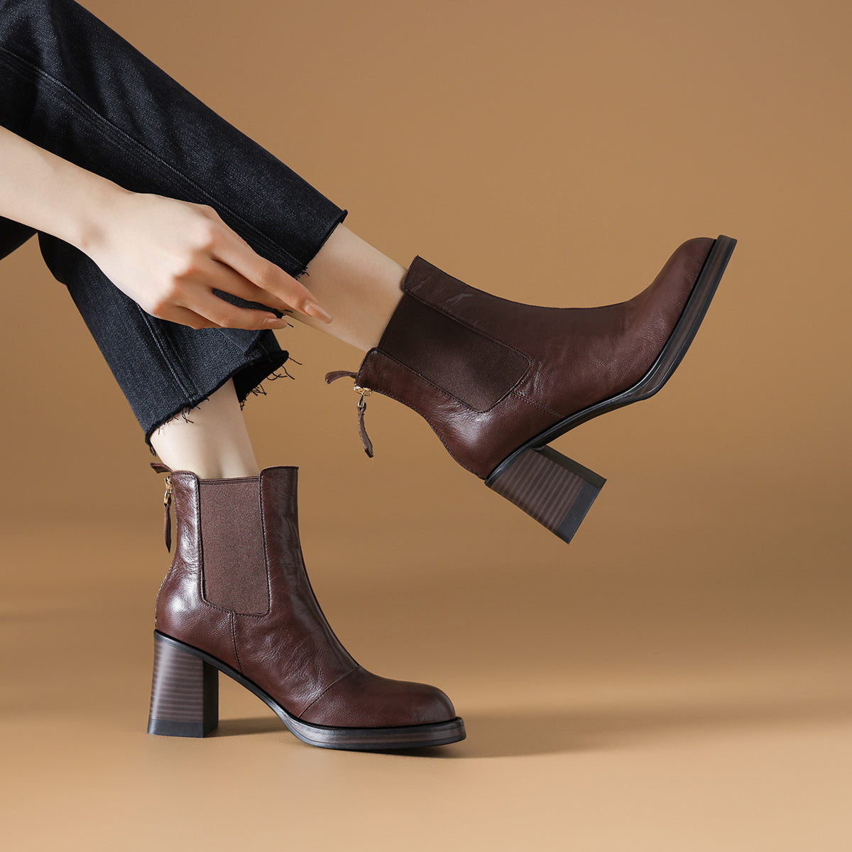 Rosa Bianca Chelsea vintage ayollar etiklari