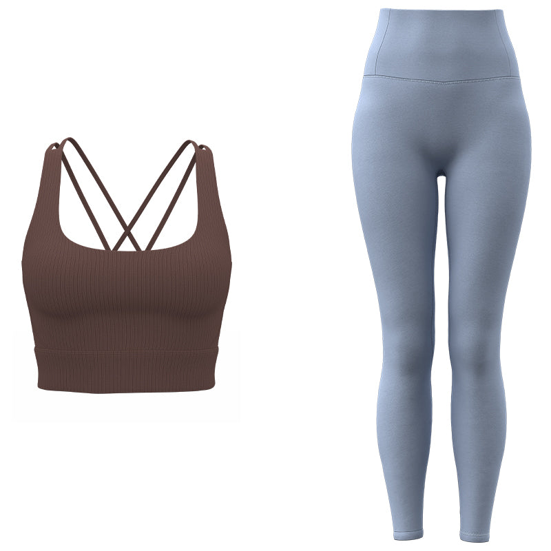 FARO ayollar sport kostyumi