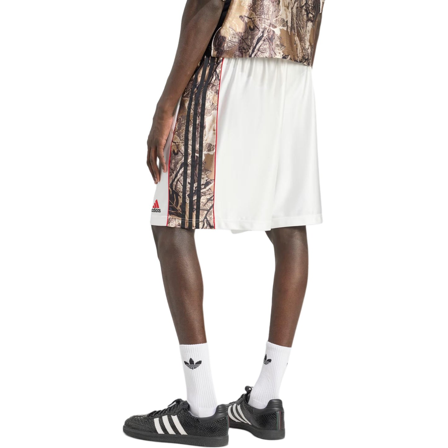 Adidas Originals SS25 Camo erkaklar sport shortilari