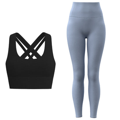 FARO ayollar sport kostyumi