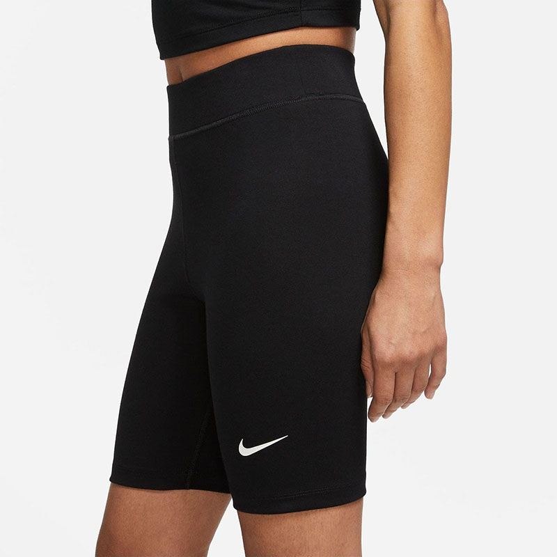 Спортивные шорты женские Nike Sportswear