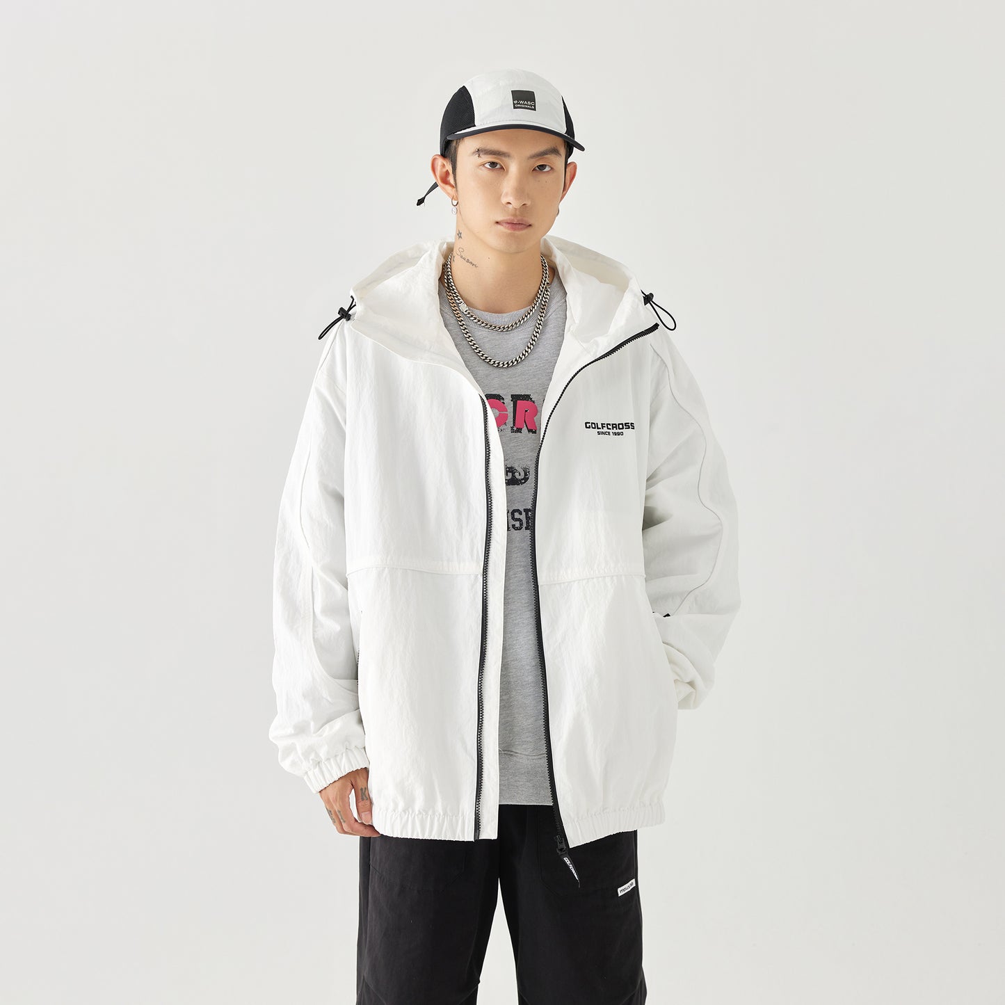 Golfcross asosiy modellari harflar logotipi bosma bir rangli plili ko'p cho'ntakli ish kiyimi tog 'tizimi ochiq havoda dam olish uchun sport kostyumi erkaklar va ayollar modellari