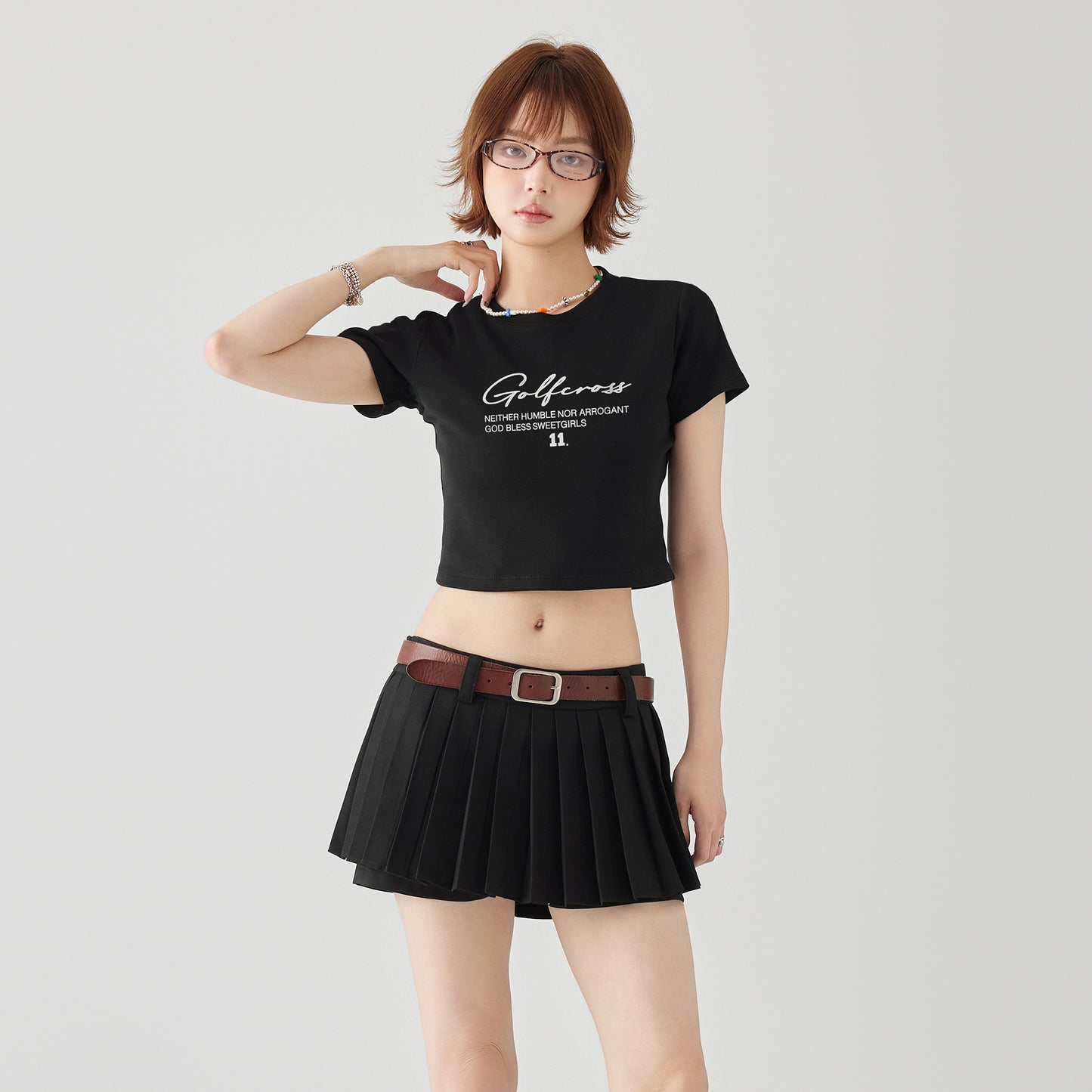 Golfcross shirin salqin ziravorlar qiz uslubi oddiy asosiy ko'p harfli logotipli bosma elkali qisqa yengli pullover yumaloq bo'yinli qisqa yengli yarim yengli ayollar futbolkasi