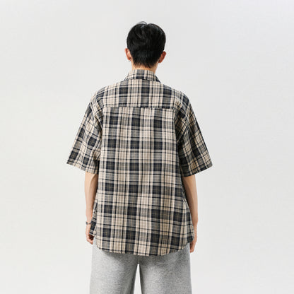 Igoi amerikalik retro yuzlik, bir xil paragrafli, erkin yupqa kesmali, yelkali, kalta yengli erkaklar va ayollar ko'ylagi