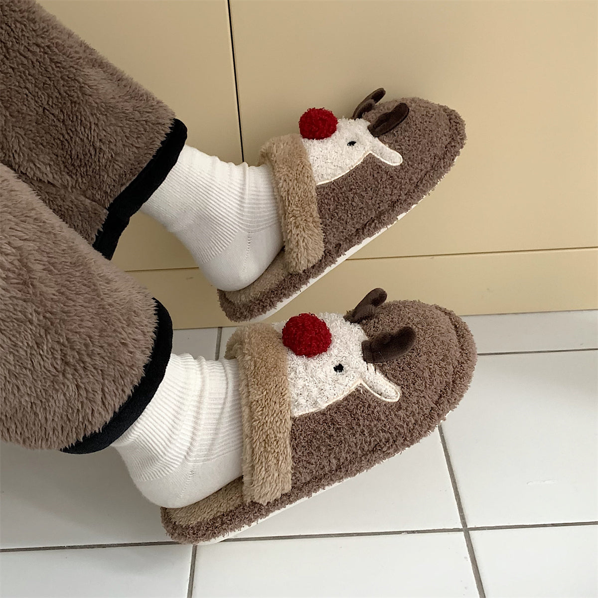 Yupqa chiziqlarli shippaklar