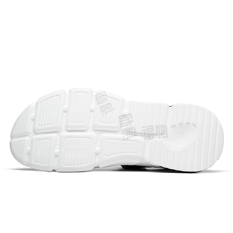 Erkaklar uchun Playboy sandallari