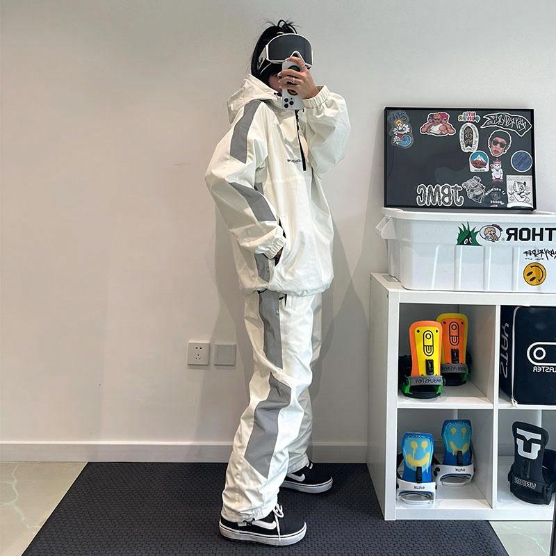 Jon Snou chang'i kostyumi