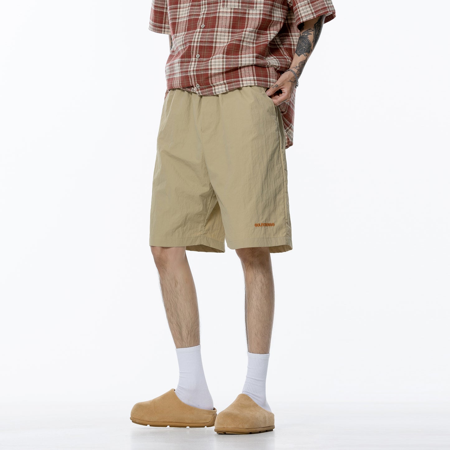 Golfkross rangli to'qnashuv harflari logotipi kashtado'zlik erkin beshta sport ish shimlari bir xil paragrafli erkaklar va ayollar