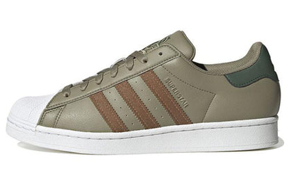 Adidas Originals Superstar Board ayollar krossovkalari