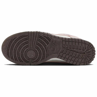 Nike Dunk Low "Double Swoosh" ayollar krossovkalari