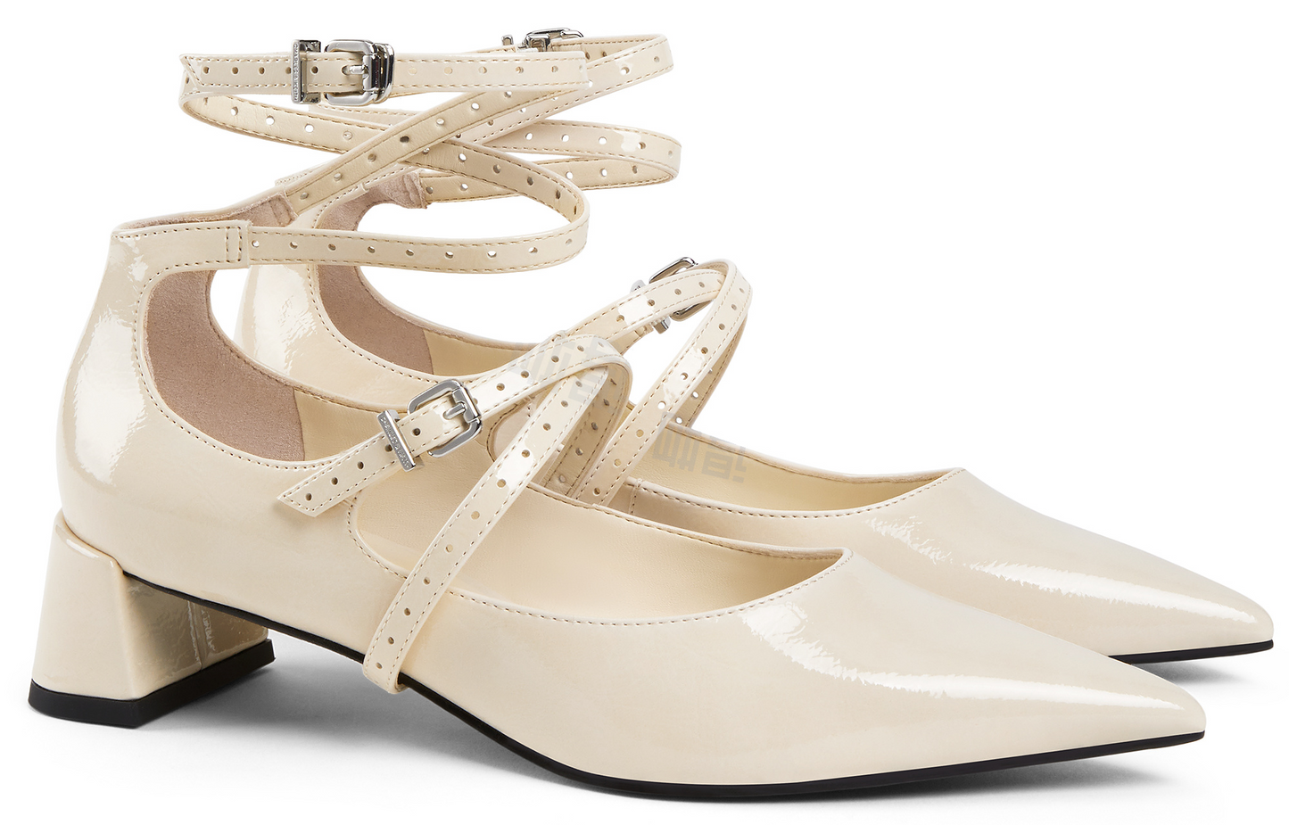 Charlz va Keyt ayollar poyabzali