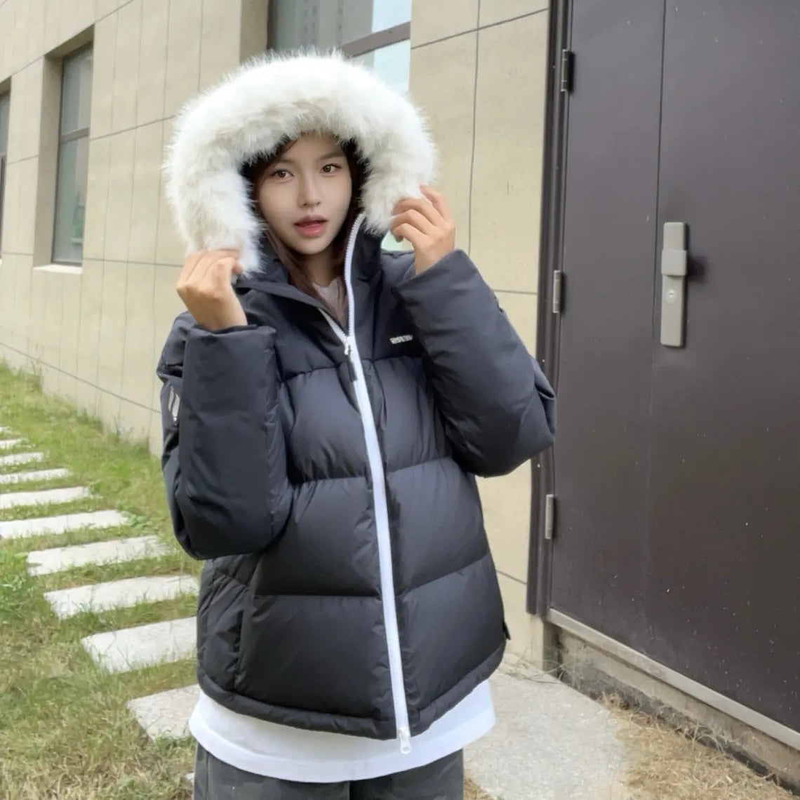 Пуховик женский Skechers