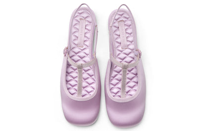 Charlz va Keyt ayollar poyabzali