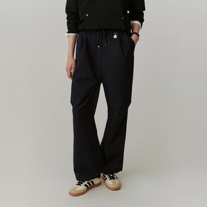 Teenie Weenie Bear, bir tekis rangli, to'g'ri oyoqli oddiy ayollar shimlari