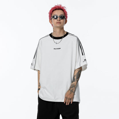 Kollej uslubidagi golfkross rangli to'qnashuv lentasi chiziqli yelkali yengli dumaloq bo'yinli qisqa yengli futbolka bir xil paragrafli erkaklar va ayollar