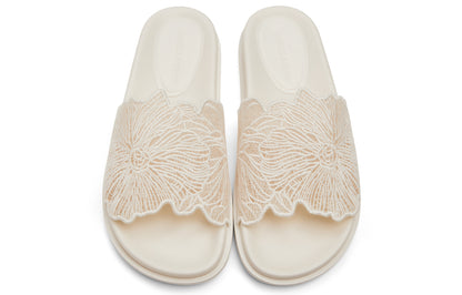 Шлёпанцы женские Charles&Keith ck