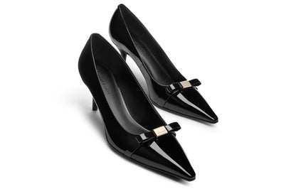 Charlz va Keyt ayollar poyabzali