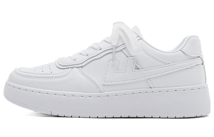 Jangchi krossovkalari