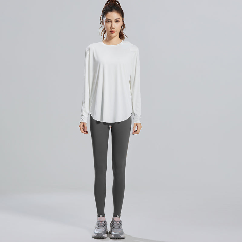 FARO ayollar sport kostyumi