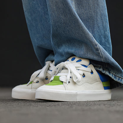 Vanssi krossovkalari