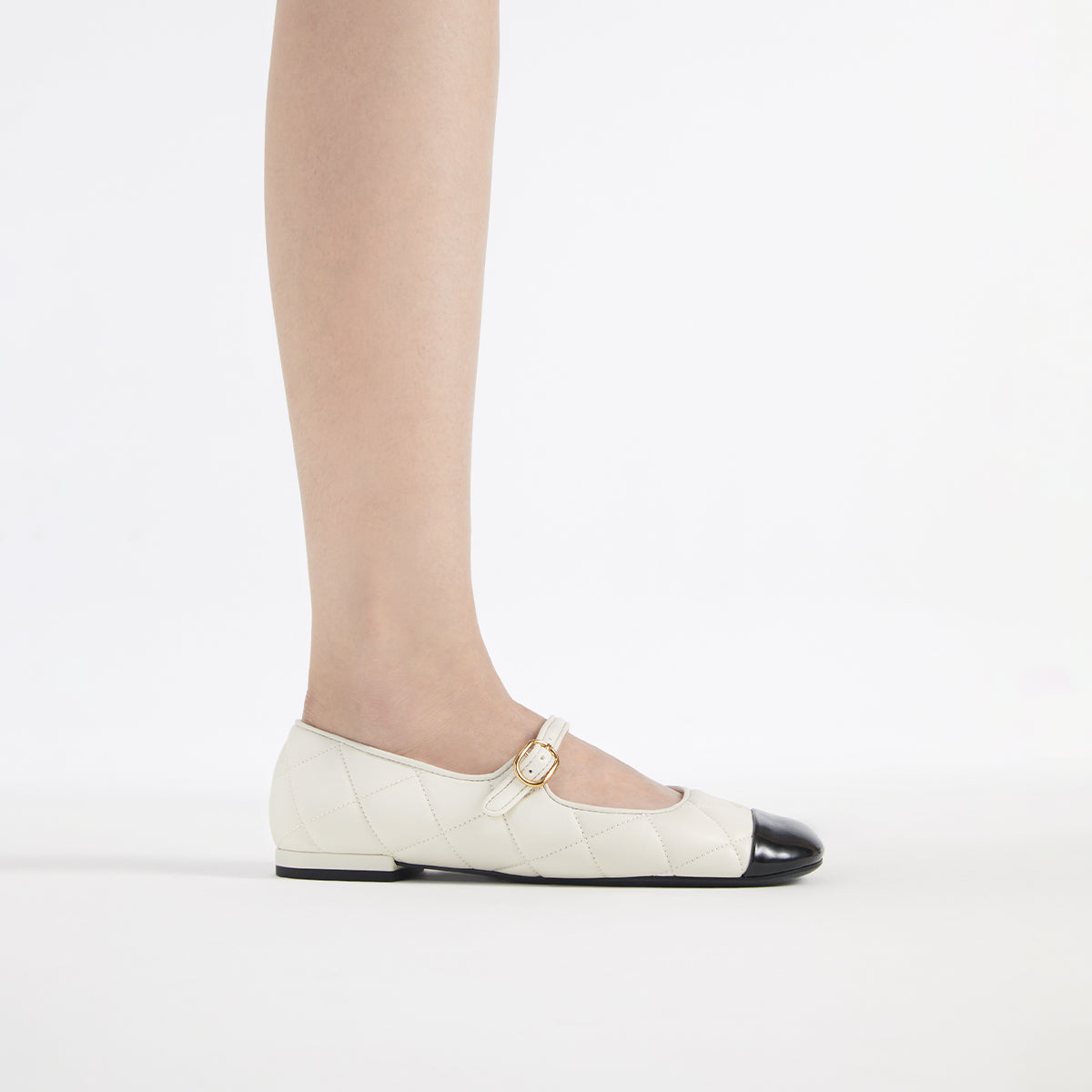 Charlz va Keyt ayollar poyabzali