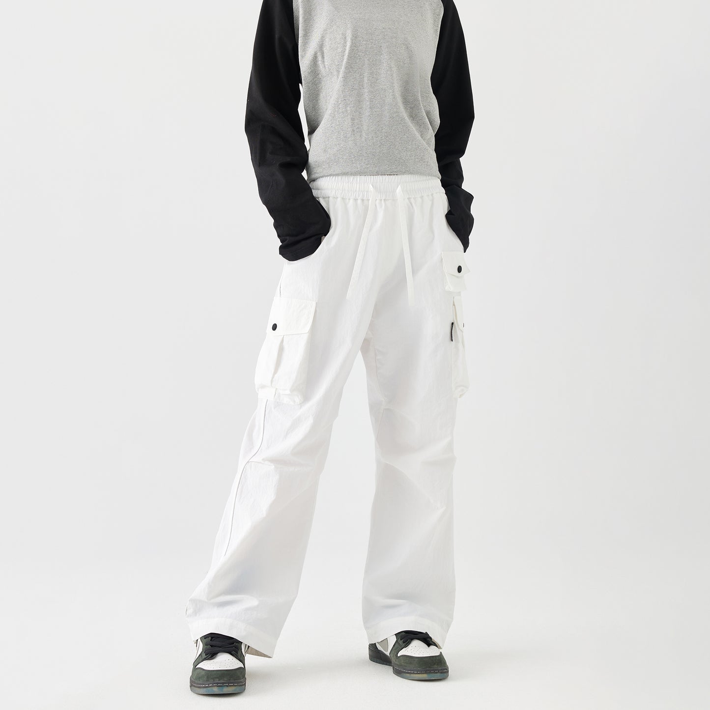 Golfcross asosiy modellari harflar logotipi bosma bir rangli plili ko'p cho'ntakli ish kiyimi tog 'tizimi ochiq havoda dam olish uchun sport kostyumi erkaklar va ayollar modellari