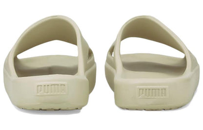 Puma flip-floplar