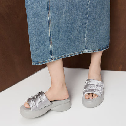 Шлёпанцы женские Charles&Keith ck