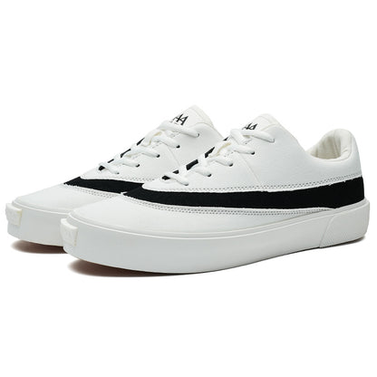 Erkaklar AAA 1955-yildan beri krossovkalar