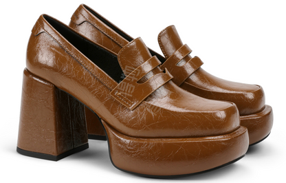 Charlz va Keyt ayollar poyabzali