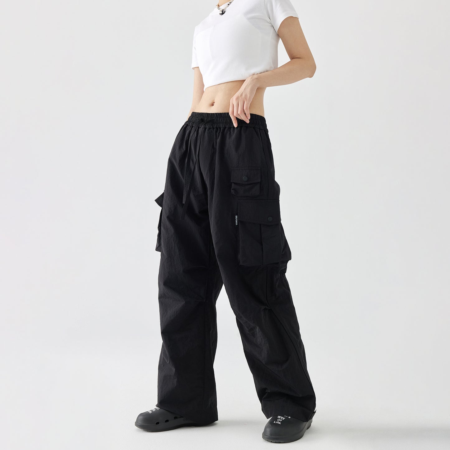 Golfcross asosiy modellari harflar logotipi bosma bir rangli plili ko'p cho'ntakli ish kiyimi tog 'tizimi ochiq havoda dam olish uchun sport kostyumi erkaklar va ayollar modellari