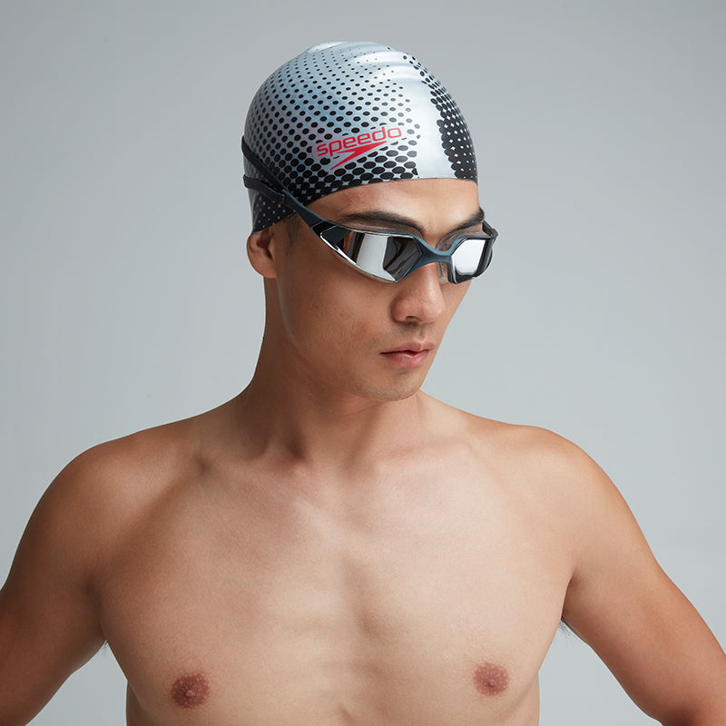 Speedo ramkali HD suzish ko'zoynaklari
